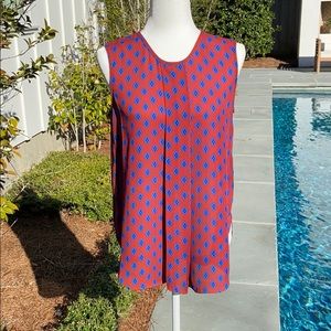 Vince Camuto sleeveless top with center pleat.